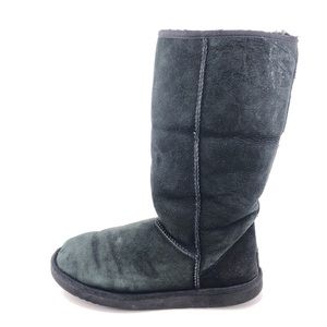 UGG Classic Tall Sheepskin Winter Boots W9